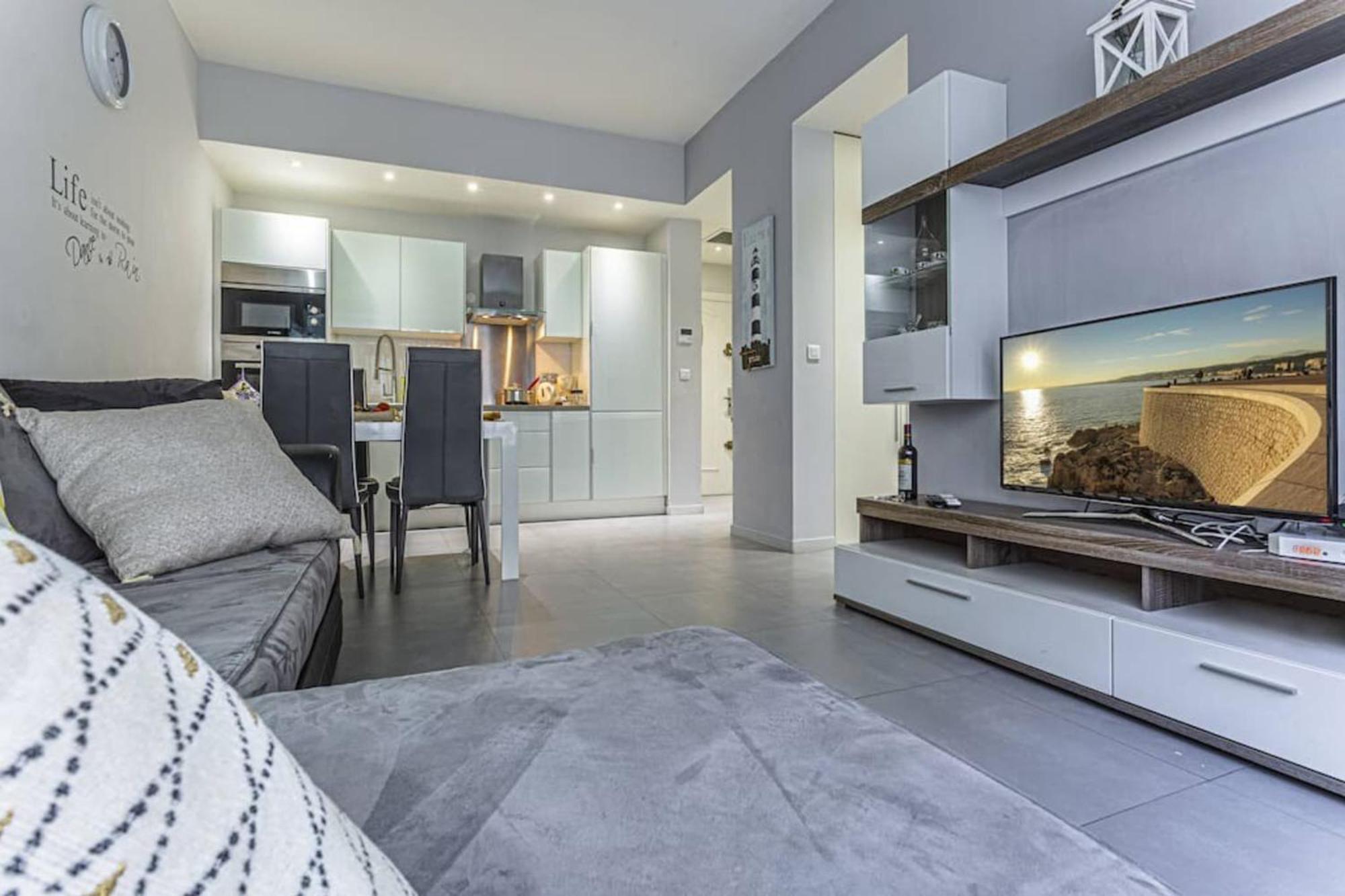 Apartment Dante 10 - Cosy Close Sea Nizza